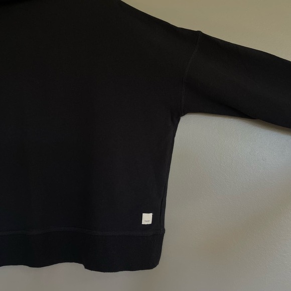 Vuori Cleo Sweatshirt Black Funnelneck Size Small Casual Comfortable Athletic - Picture 9 of 16